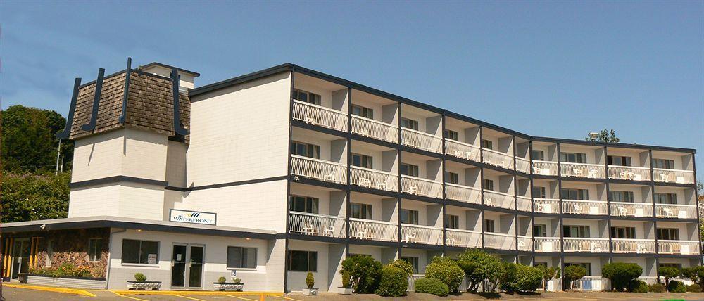 The Waterfront Suites And Marina Нанеймо Екстериор снимка